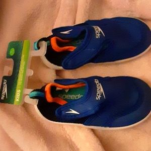 Speedo blue orange mesh water shoe kids quick dry great grip durable S 5-6 NEW…